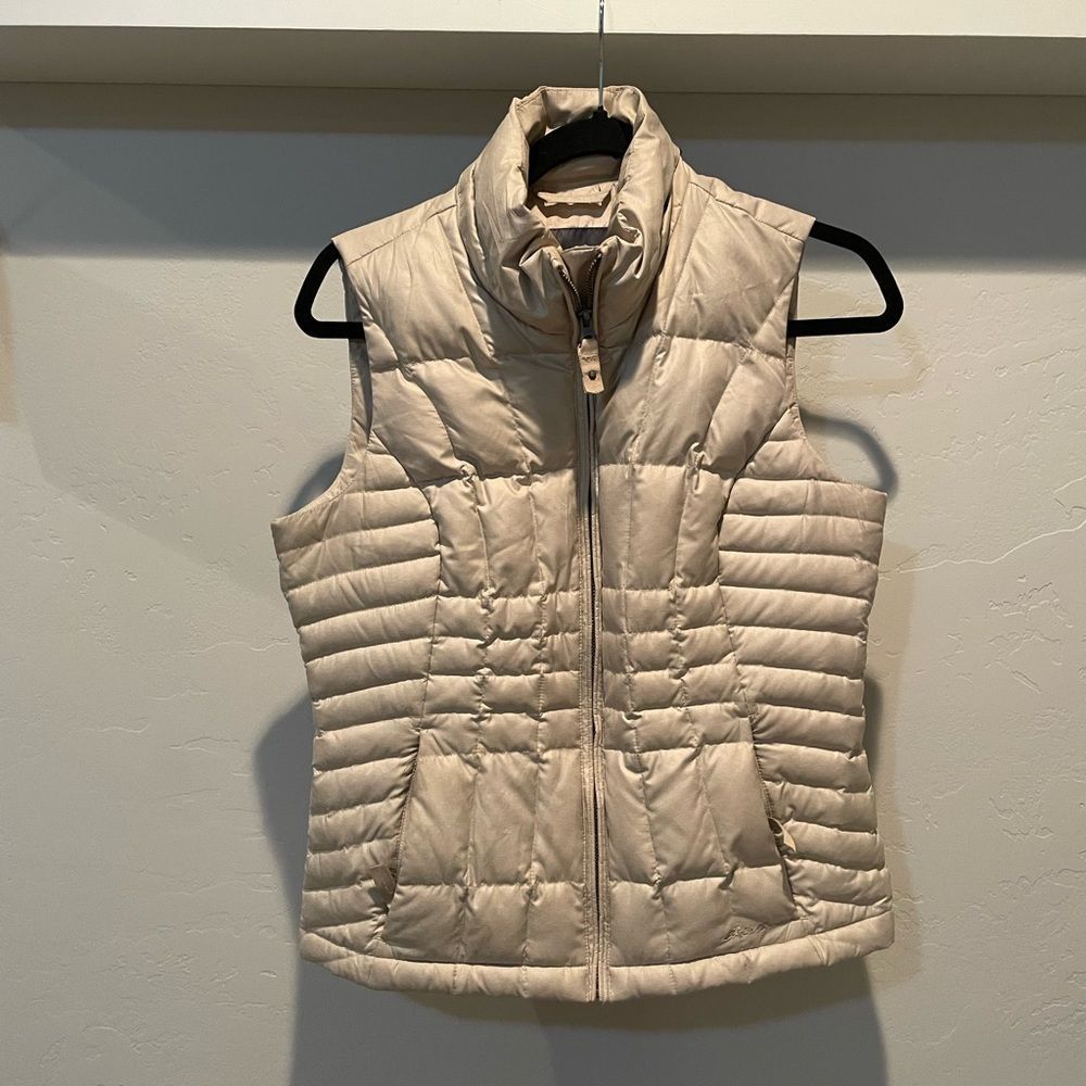 EDDIE BAUER PUFFY VEST!